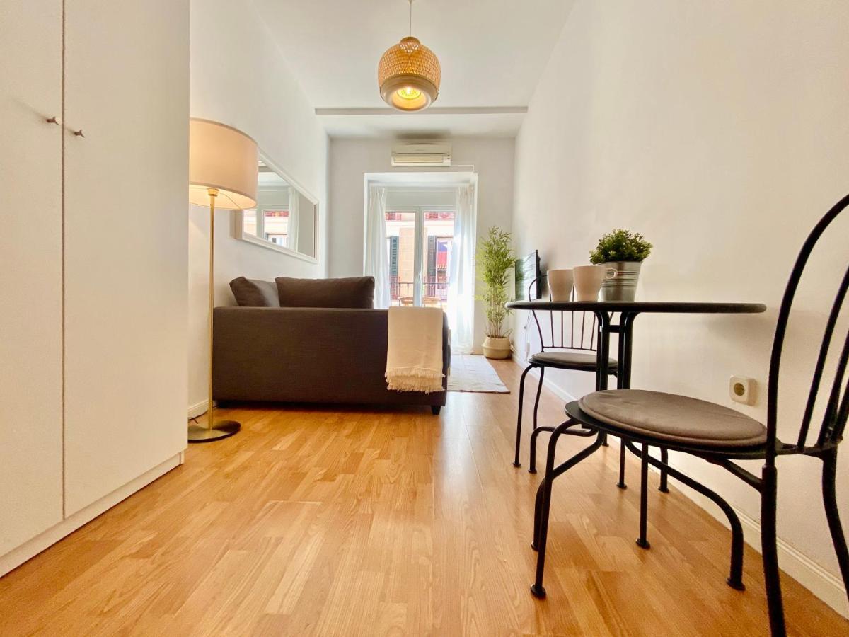 Charming Valverde Malasana Madrid Exterior photo