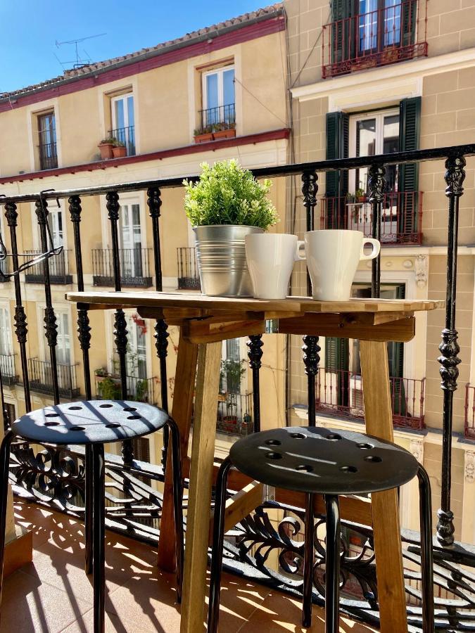 Charming Valverde Malasana Madrid Exterior photo